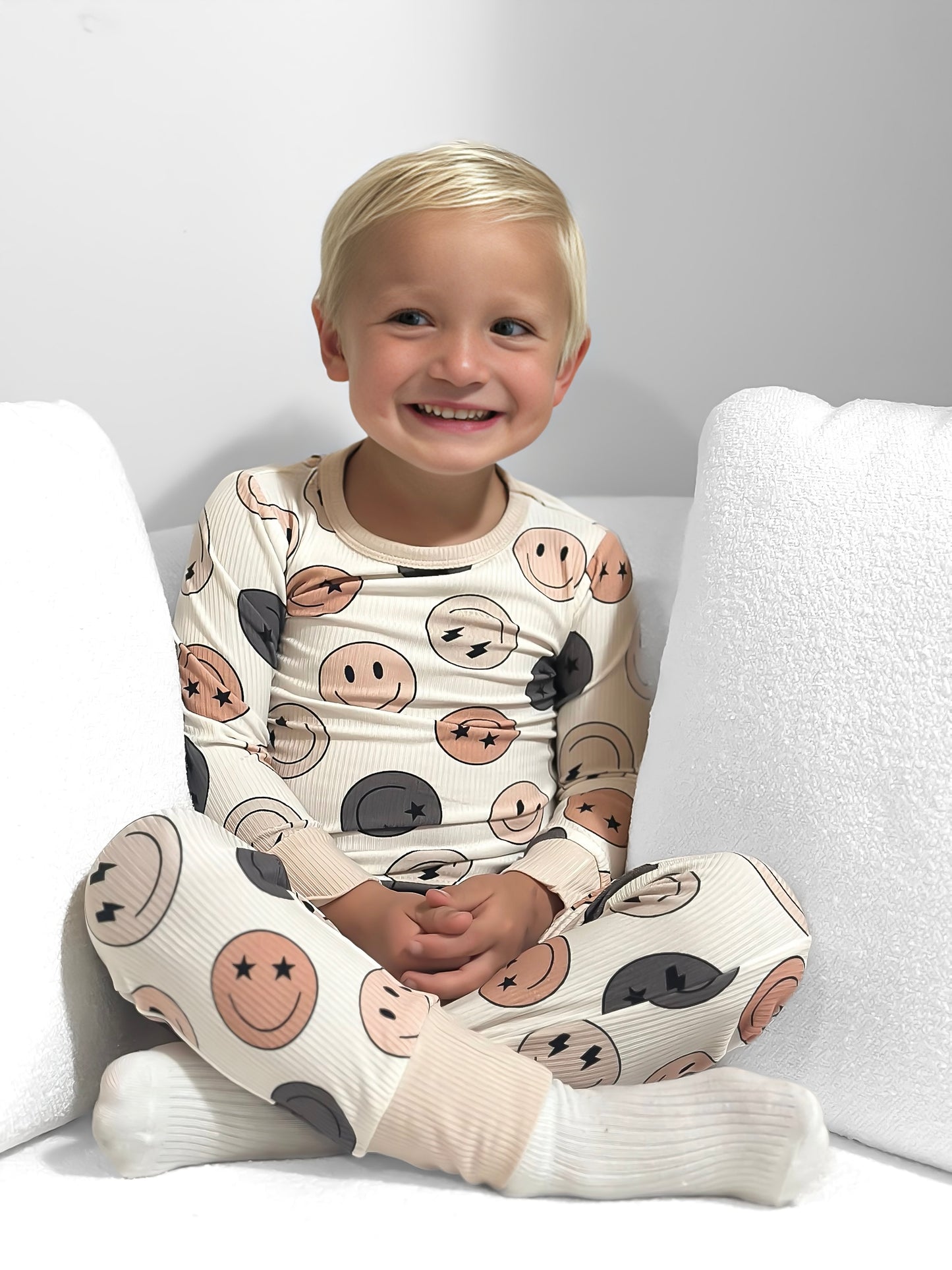 BAMBOO RIBBED 2 PIECE PAJAMA SET - SMILEYS