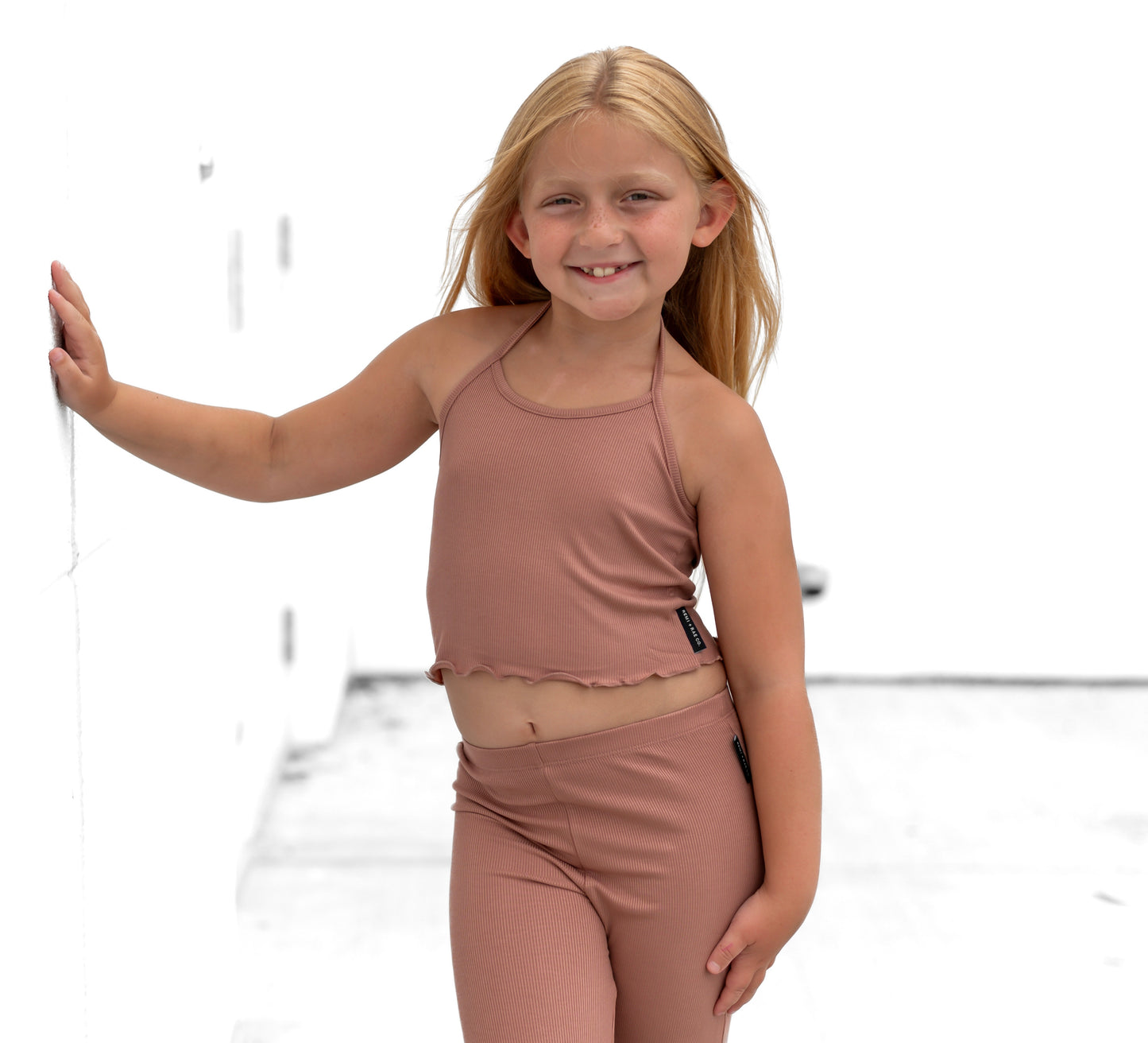 BAMBOO RIBBED LETTUCE TRIM HALTER TOP - ROSÉ