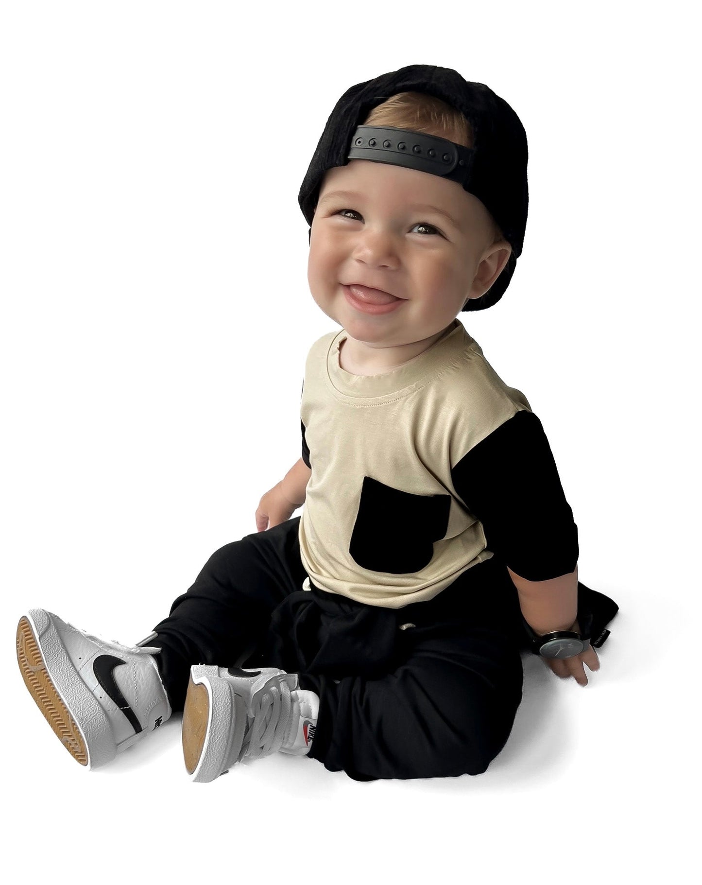 CORDUROY SNAPBACK - BLACK