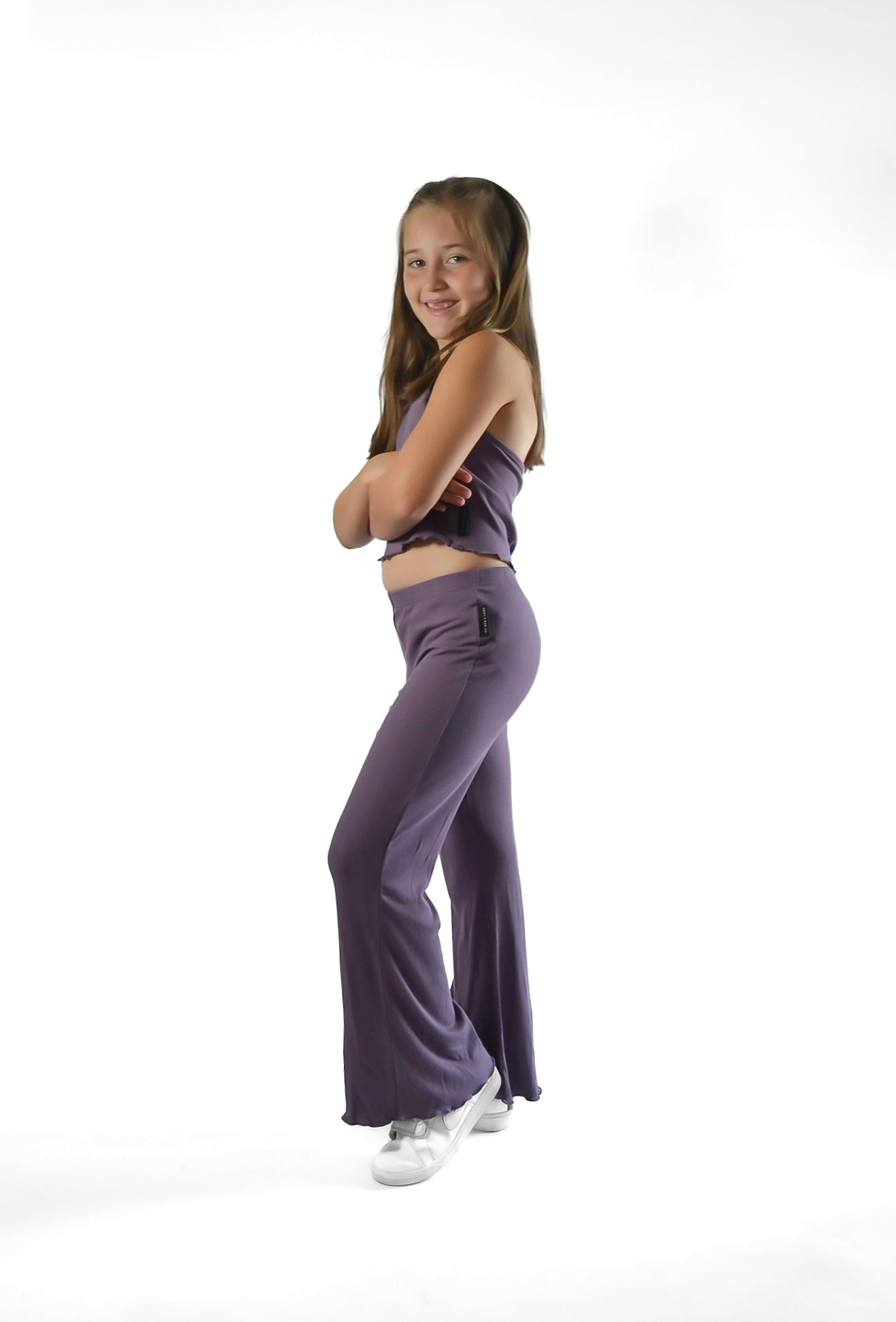 BAMBOO RIBBED LETTUCE TRIM HALTER TOP - PLUM