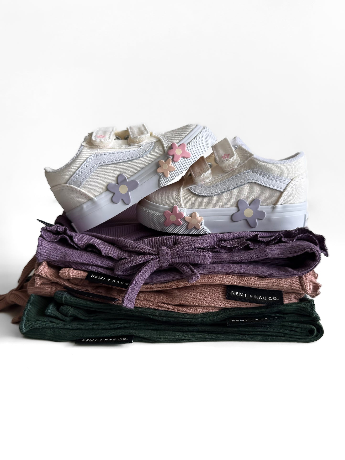 BAMBOO RIBBED LETTUCE TRIM HALTER TOP - PLUM