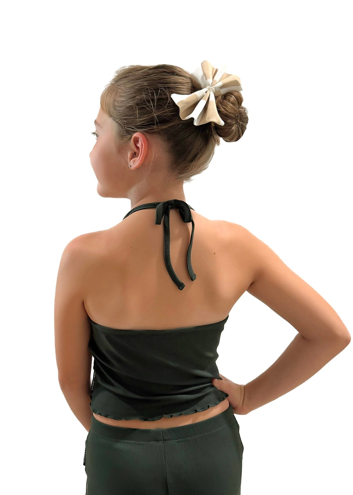 BAMBOO RIBBED LETTUCE TRIM HALTER TOP - FOREST