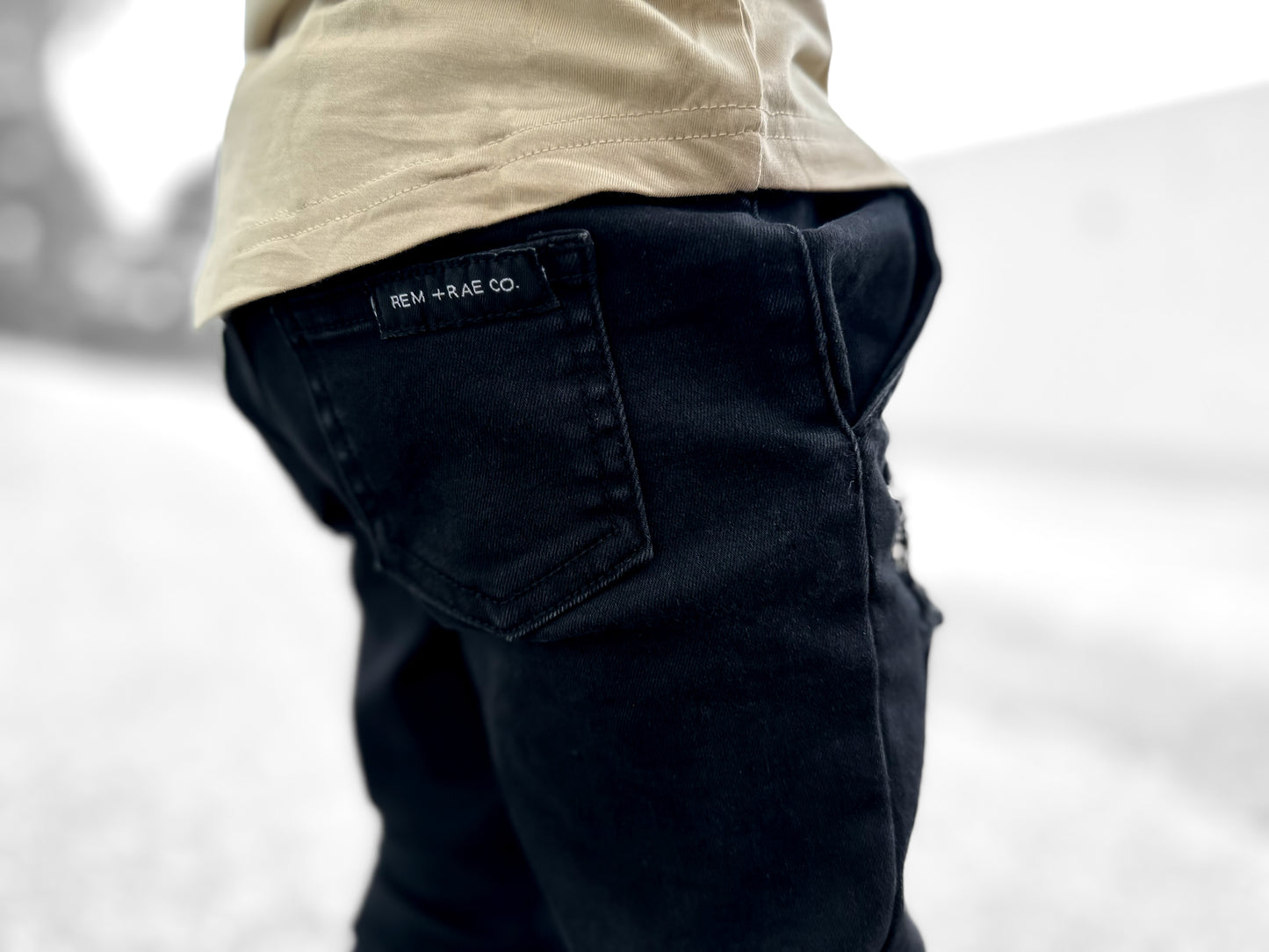 DISTRESSED BLACK DENIM CHINO JOGGERS