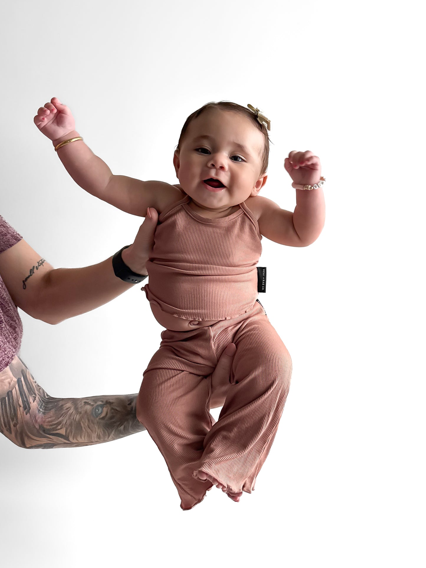 BAMBOO RIBBED LETTUCE TRIM HALTER TOP - ROSÉ