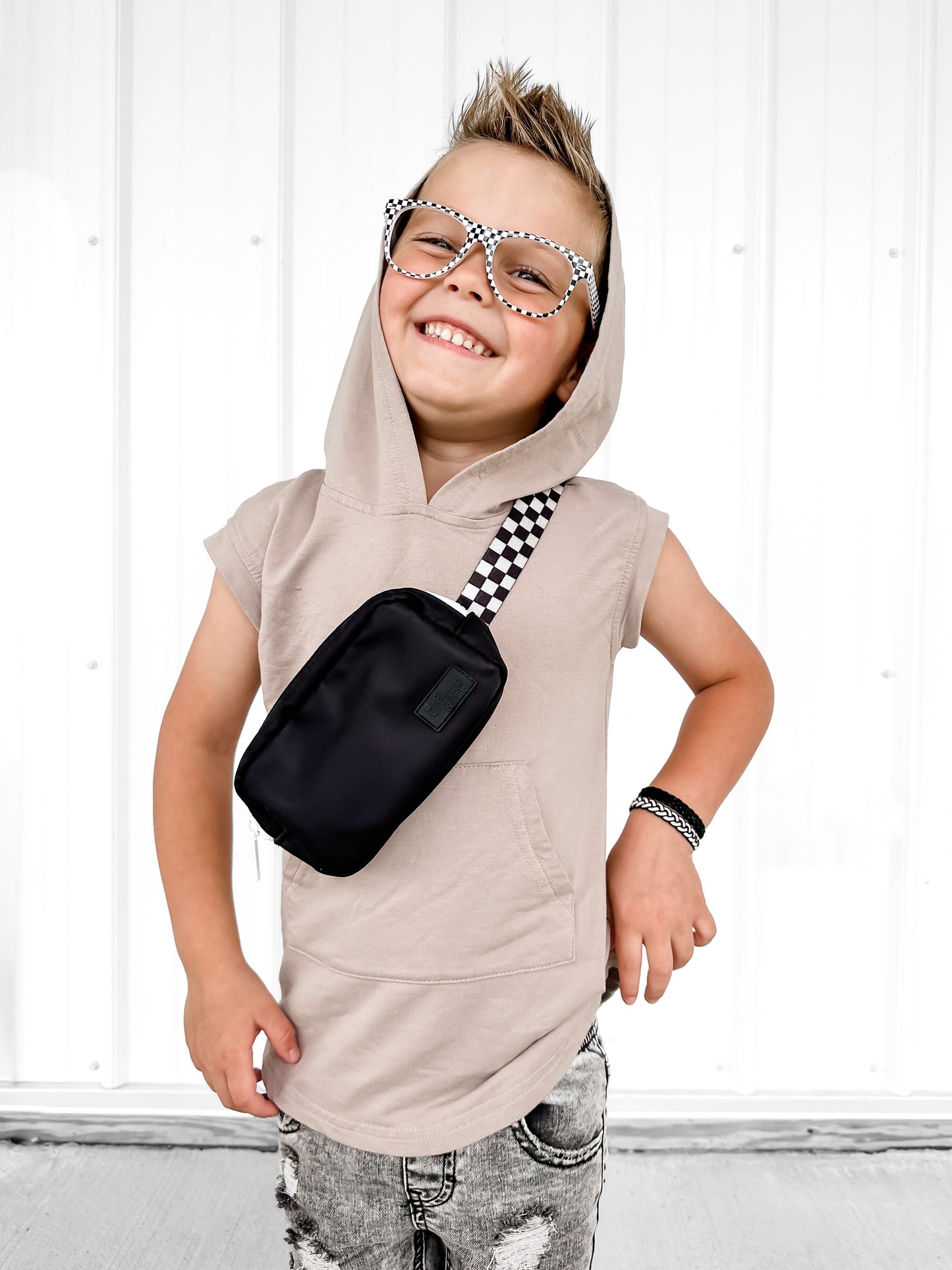 BAMBOO HOODED MUSCLE TEE - SAND