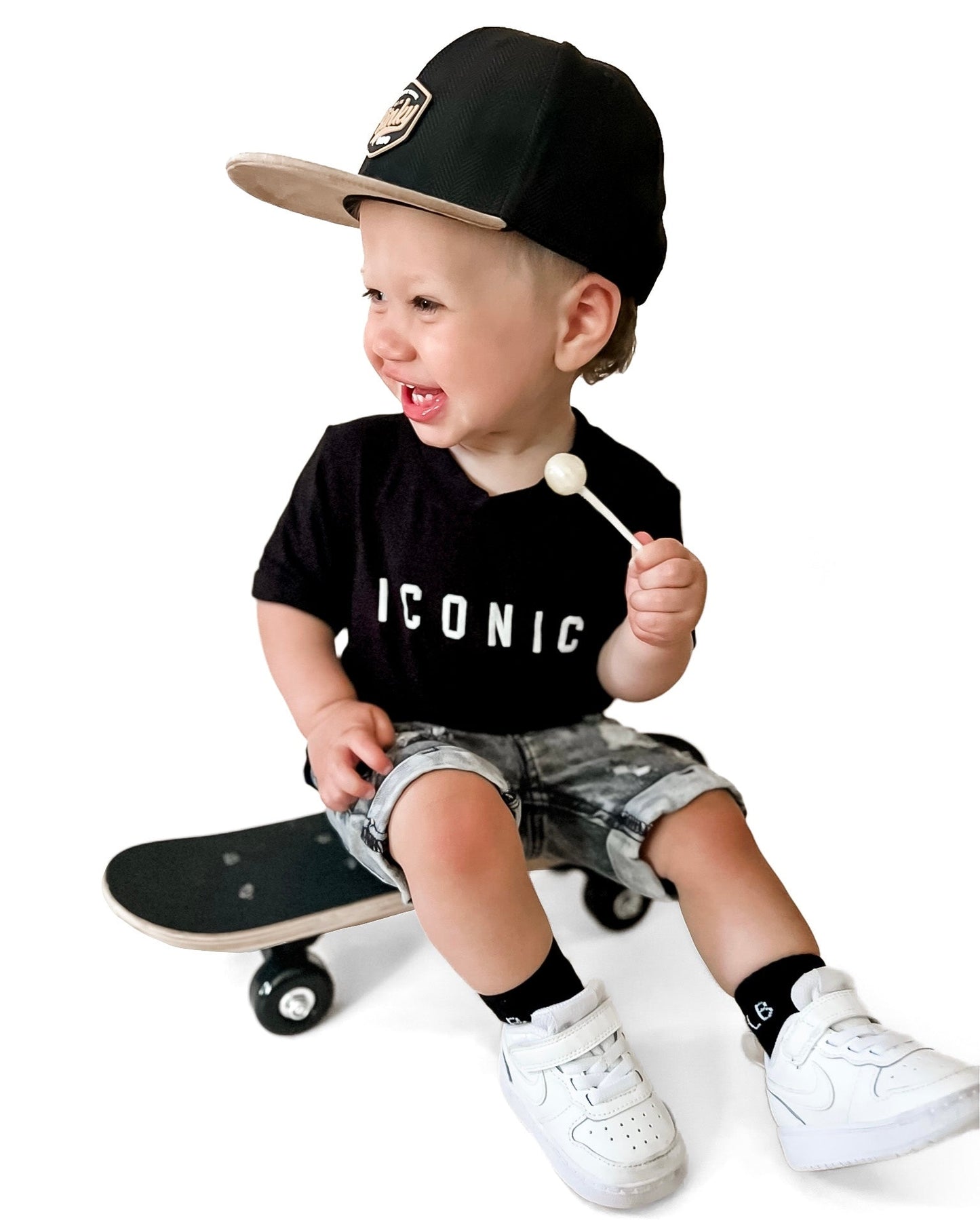 ICONIC - BAMBOO TEE