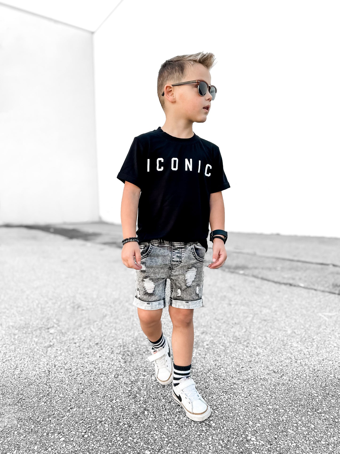 ICONIC - BAMBOO TEE