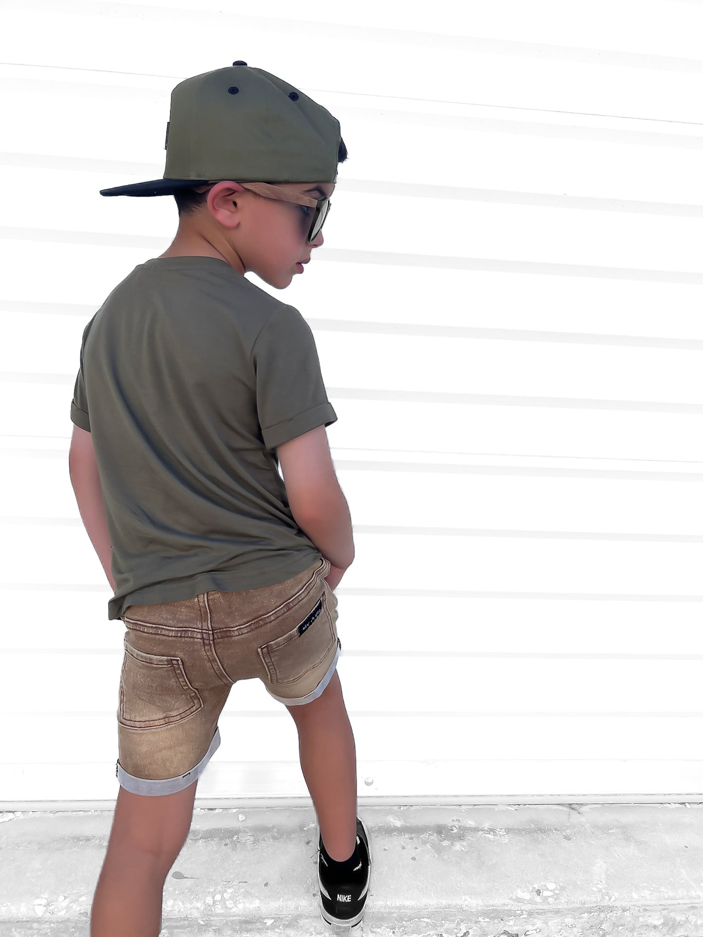 DENIM SHORTS - CAMEL